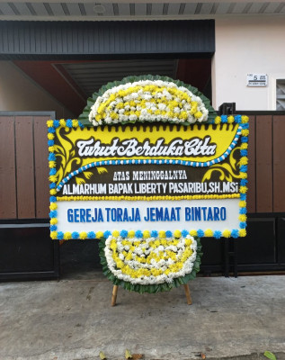 Papan Bunga Duka di Lingsar