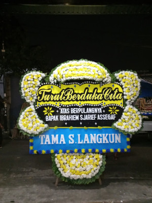 Papan Bunga Duka di Lingsar